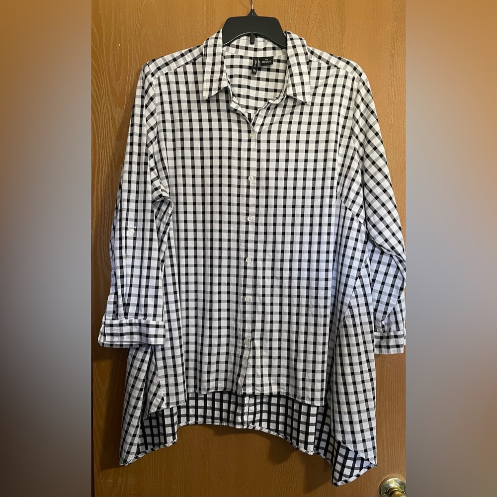 New Direction 3X plus size black and white checkered handkerchief hem